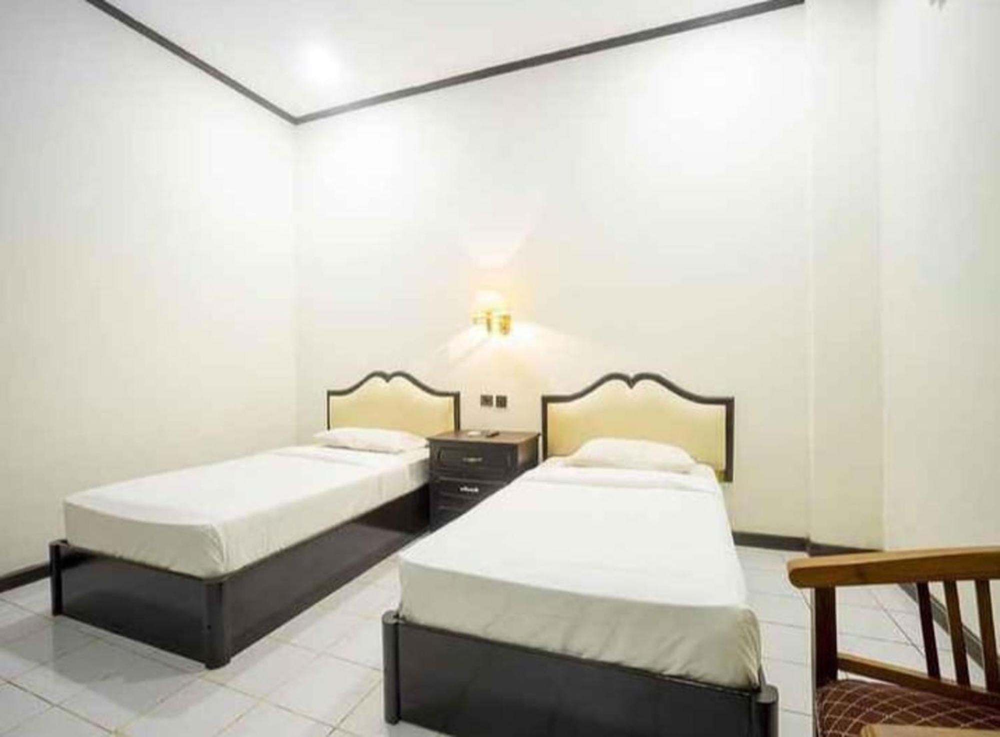 Hotel Gading Kencana Samarinda Exterior foto